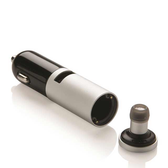 XD Car Charger with Intergrated Wireless Earbud