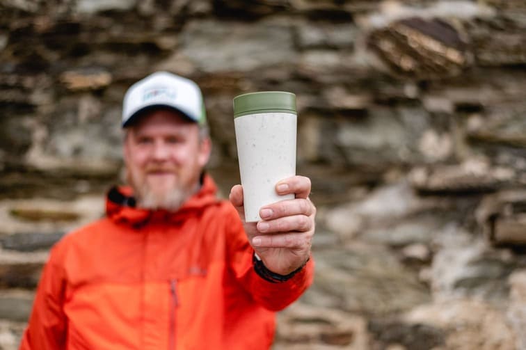 Circular Cup 12oz Cream &amp; Honest Green